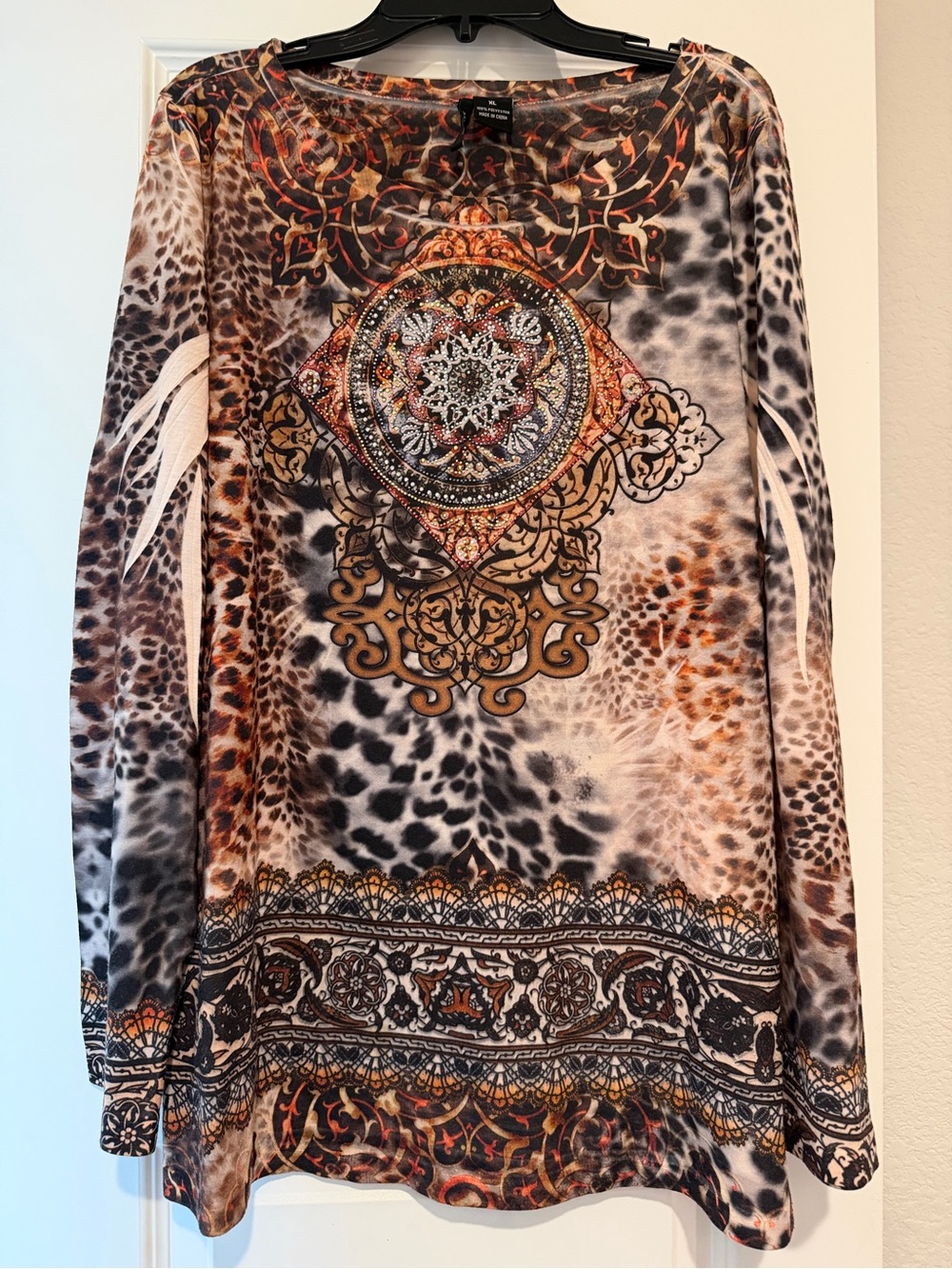 New Directions Y2K Leopard Print Rhinestone Medallion Top Long Sleeve Size XL